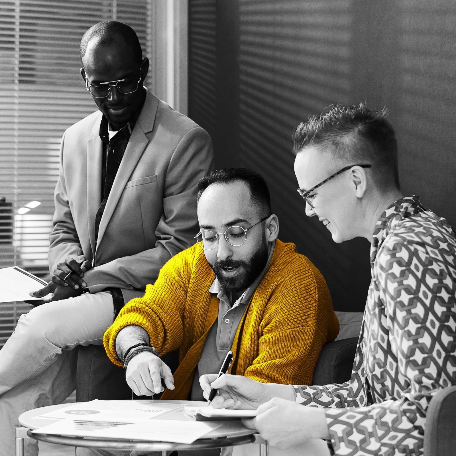 Investment advisory 1920x1920